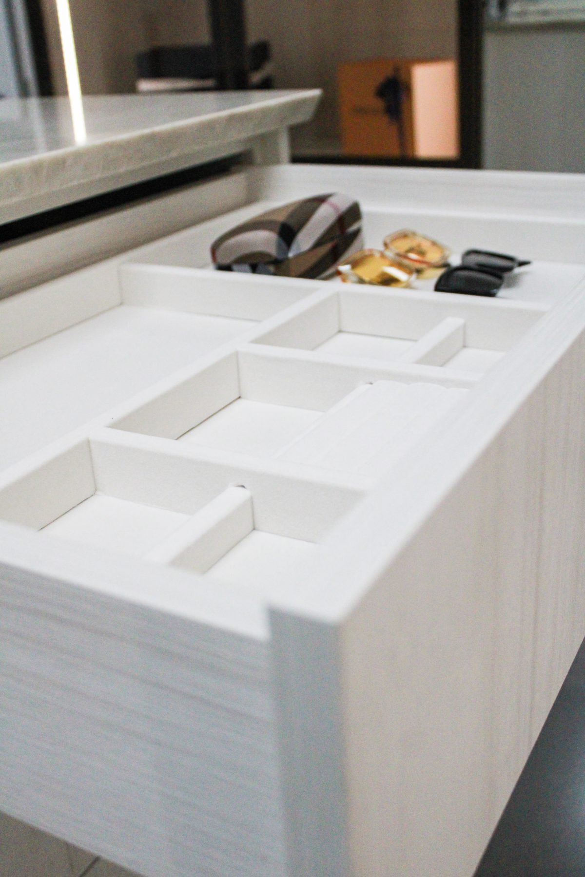 Drawer inserts